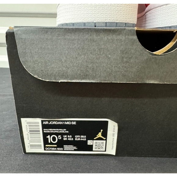 Size 10.5  - Air Jordan 1 SE Mid Barcelona Sweater main image 5